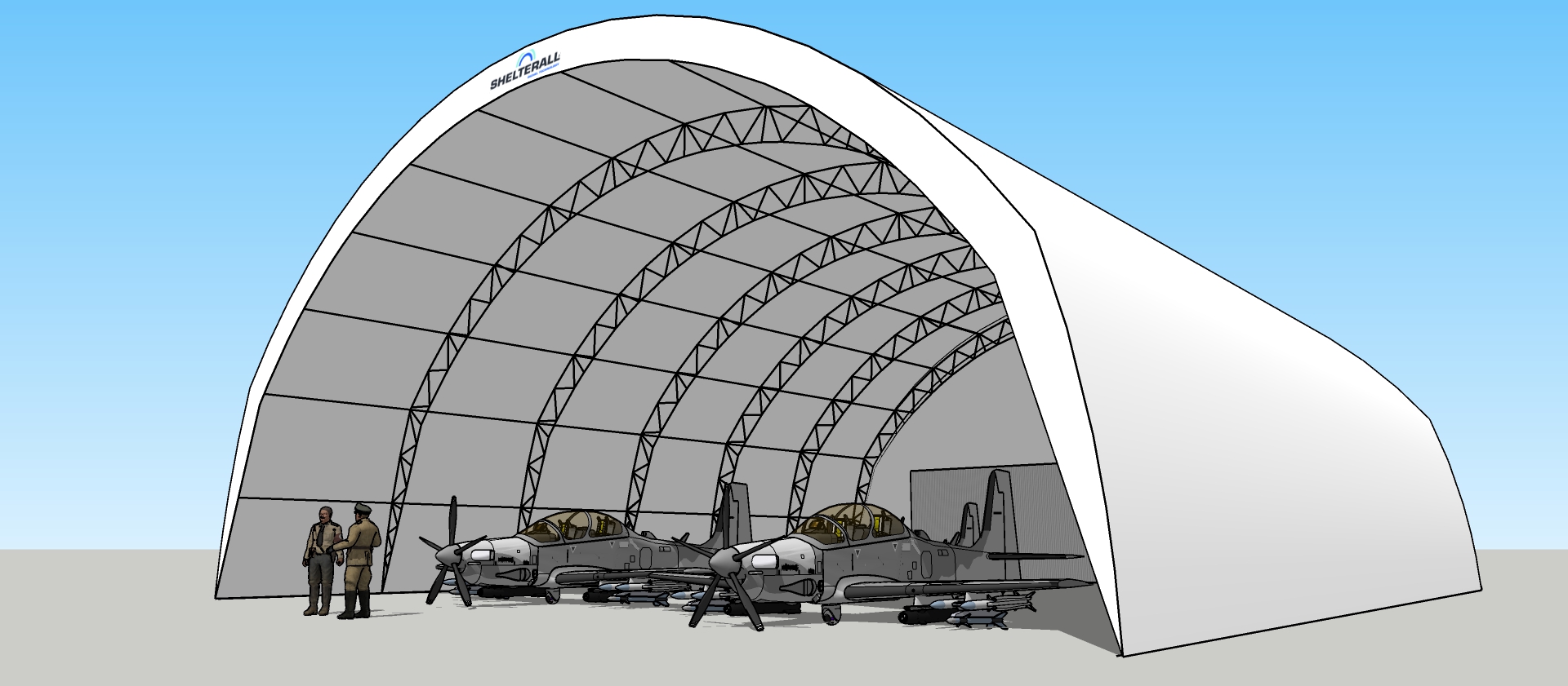Hala namiotowa Shelterall pełniąca funkcję hangaru dla dwóch uzbrojonych samolotów wojskowych. Konstrukcja opiera się na stalowych łukach i materiałowym poszyciu, tworząc przestrzeń chroniącą sprzęt przed warunkami atmosferycznymi. Na pierwszym planie widoczne są dwie postacie pilotów w trakcie rozmowy.